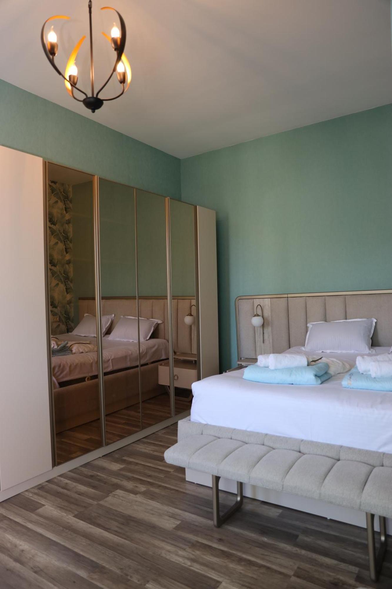 Feel House Hotel T'erjola ภายนอก รูปภาพ